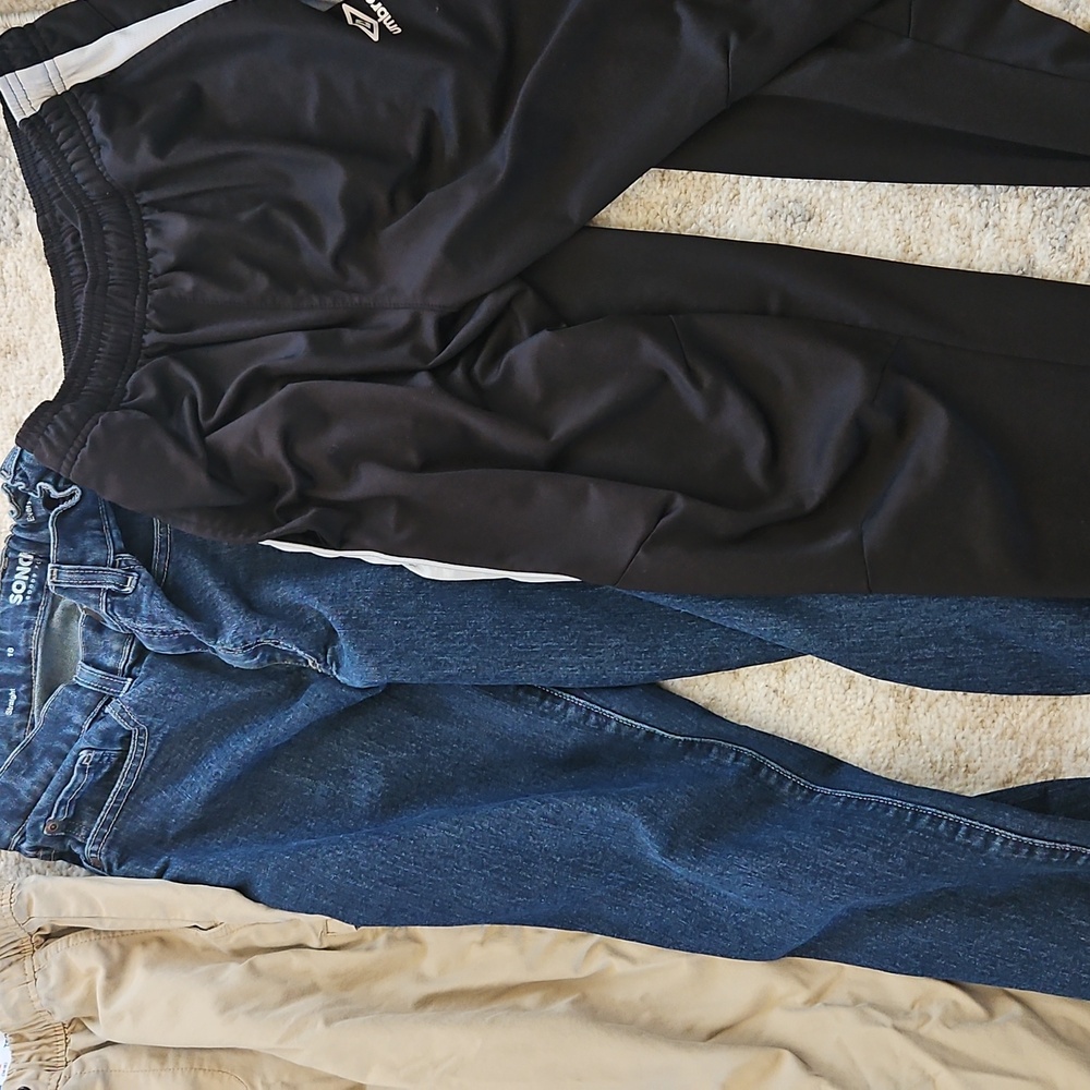 Boys Pants Collection - Picture 3 of 4